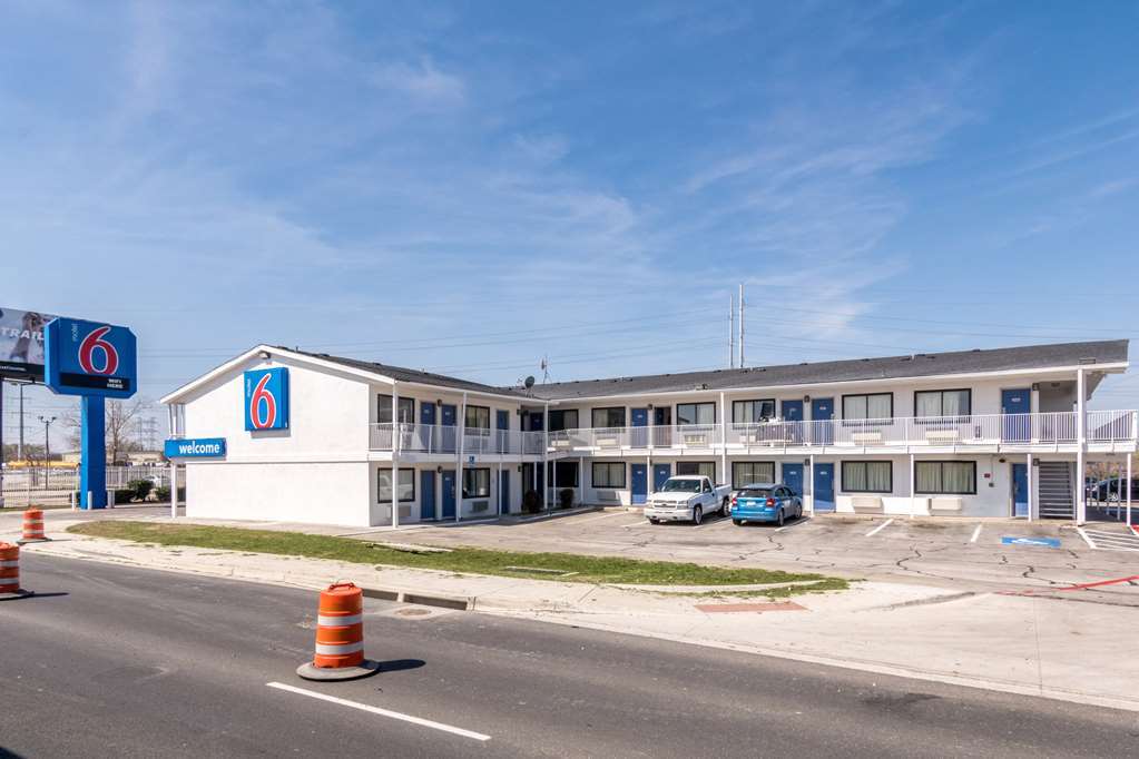 Motel 6 Fort Worth North Haltom City Eksteriør billede